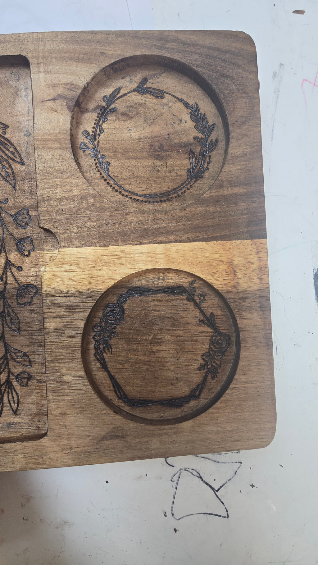 Serving tray