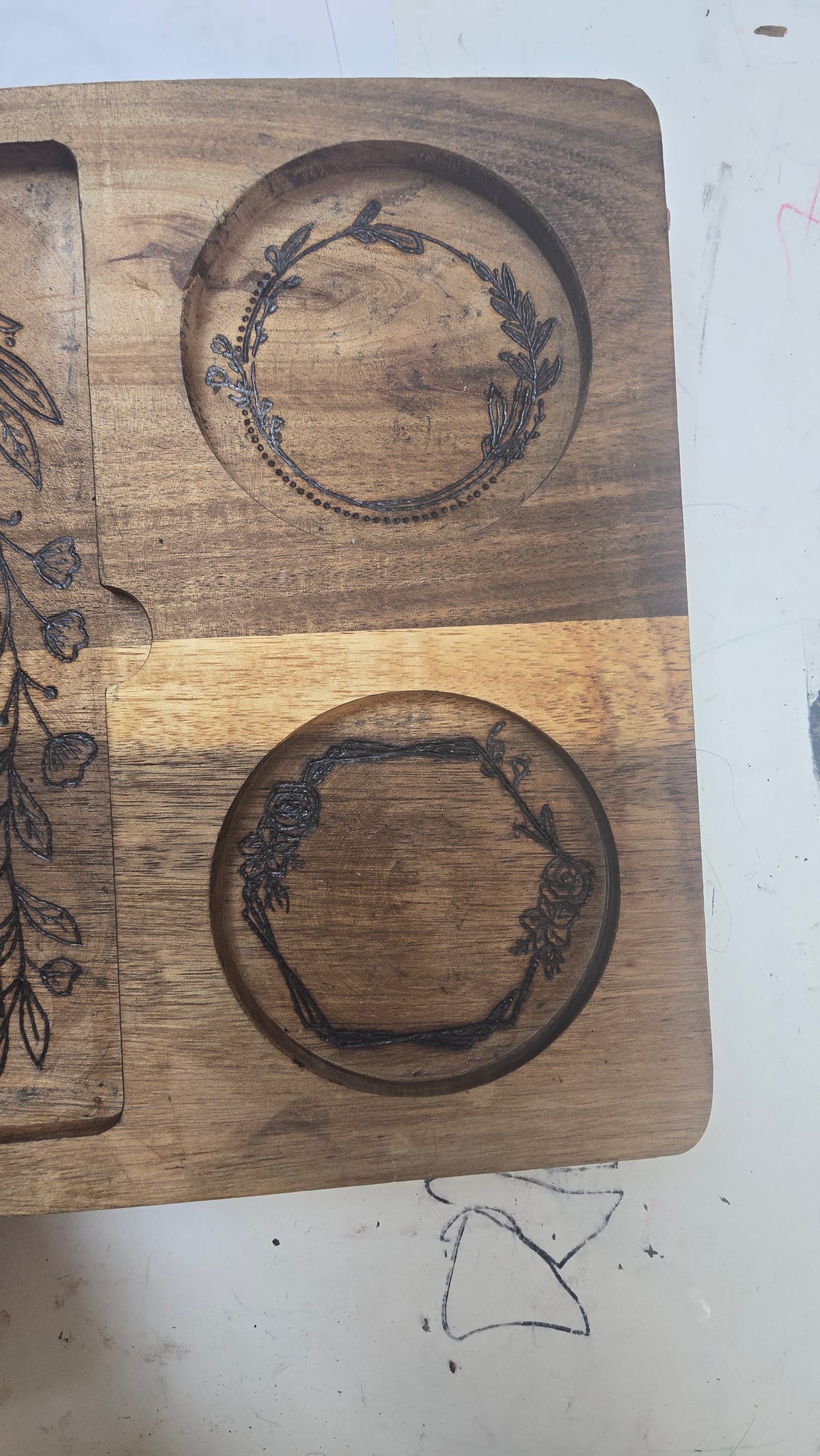 Serving tray